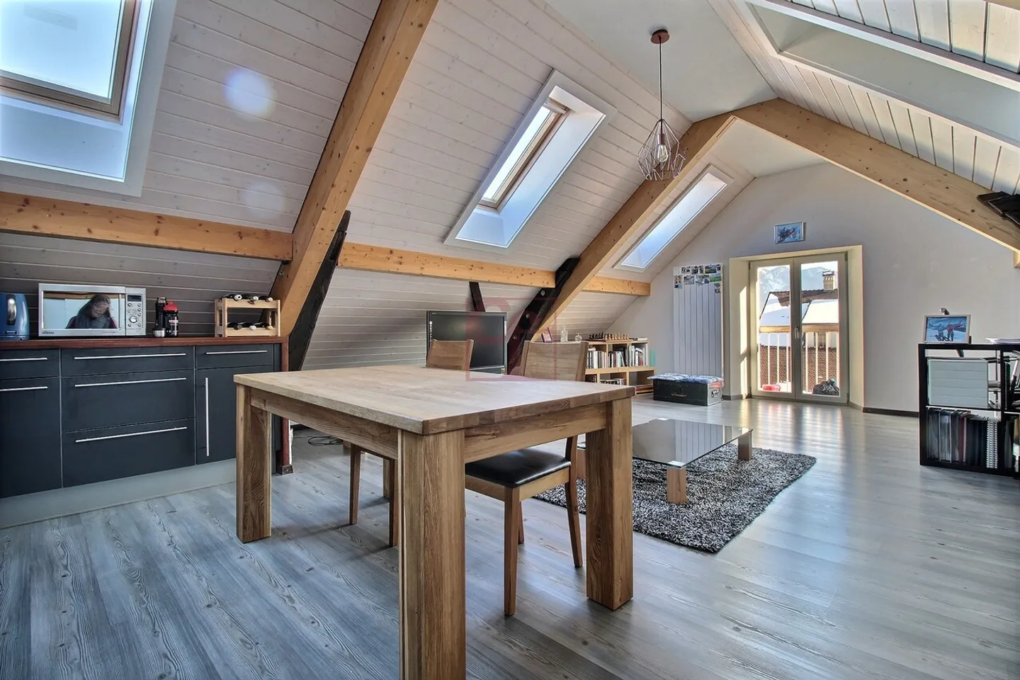 Superb apartment in the heart of the city of Bulle - Photo 1 of 7