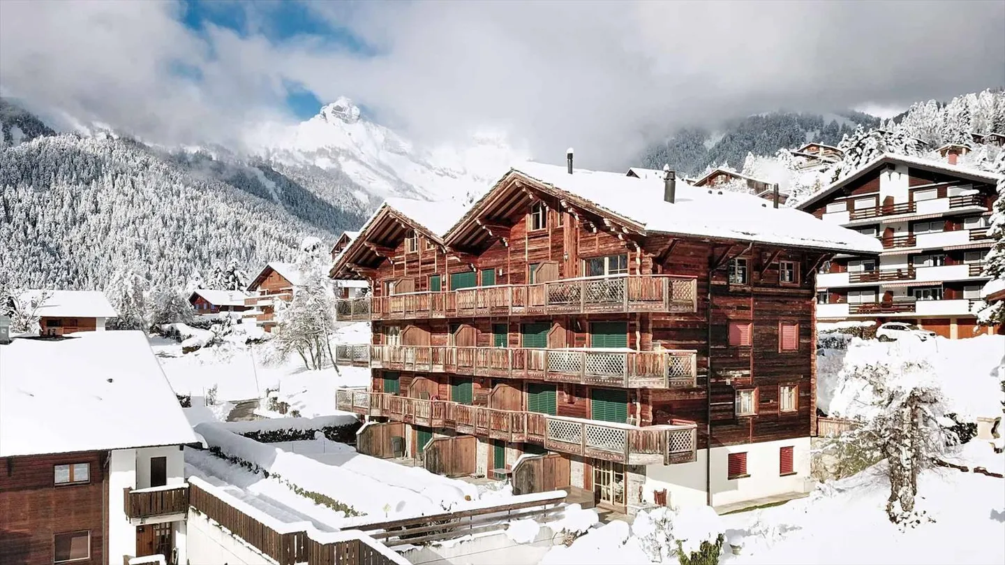 Maison de ville de 2,5 pièces de rêve au rez-de-chaussée - Photo 1 sur 9