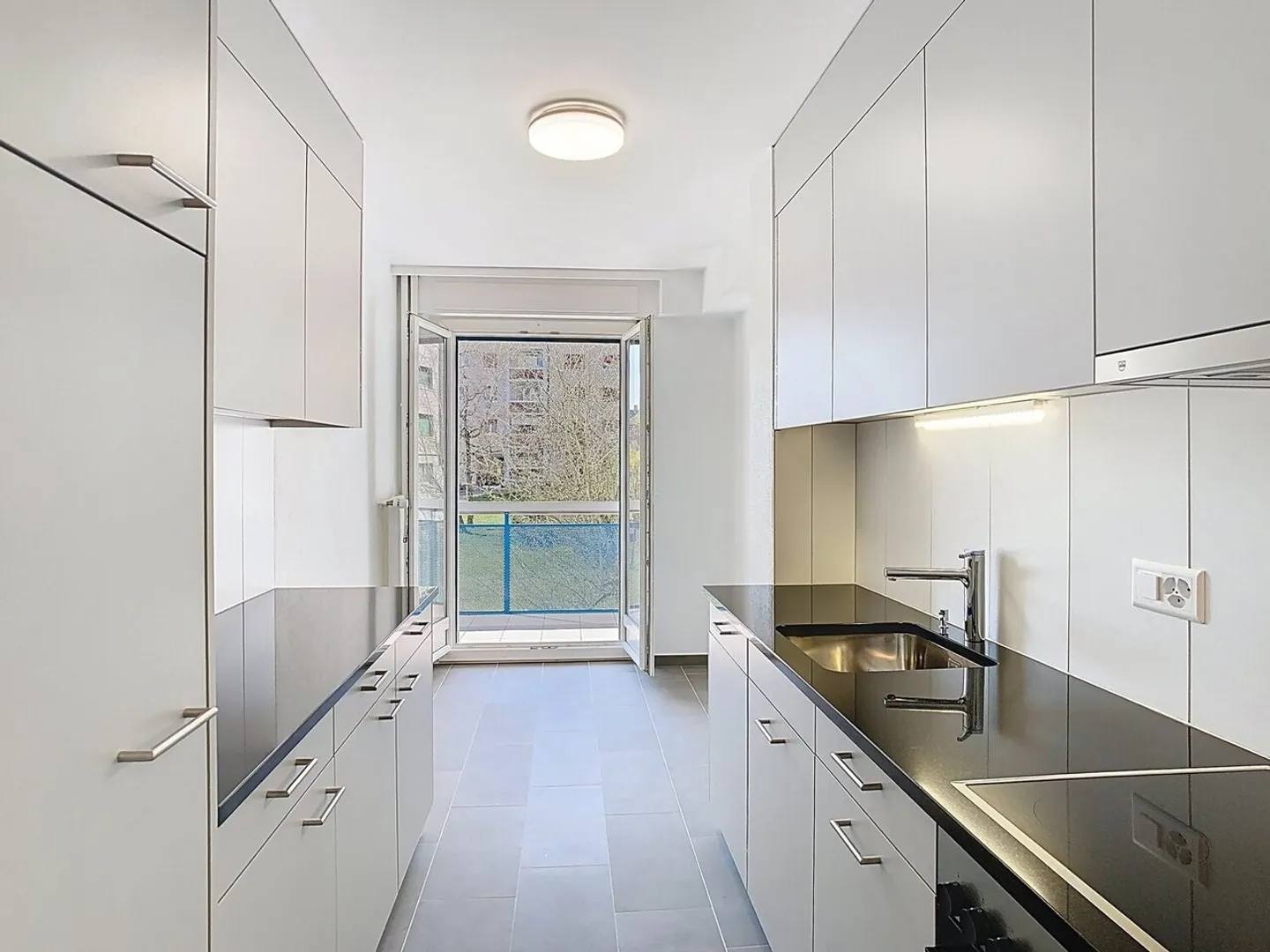 Charming accommodation very well located and completely renovated - Photo 1 of 13