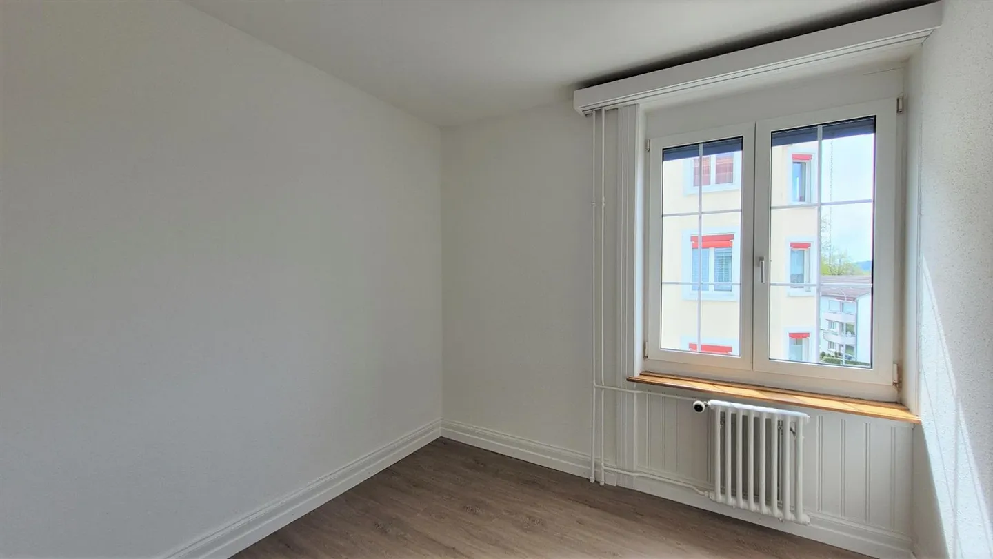 5-room apartment with balcony in the St. Fiden district - Photo 6 of 15