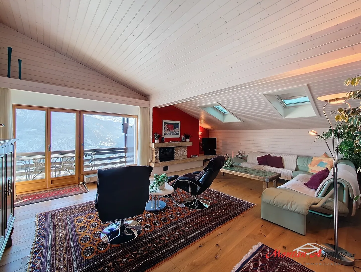 Apartment for sale - Photo 1 of 12