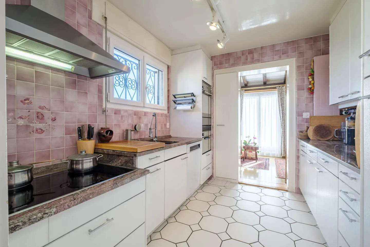 Exclusively: individual villa in a quiet area with Salève view - Photo 5 of 9