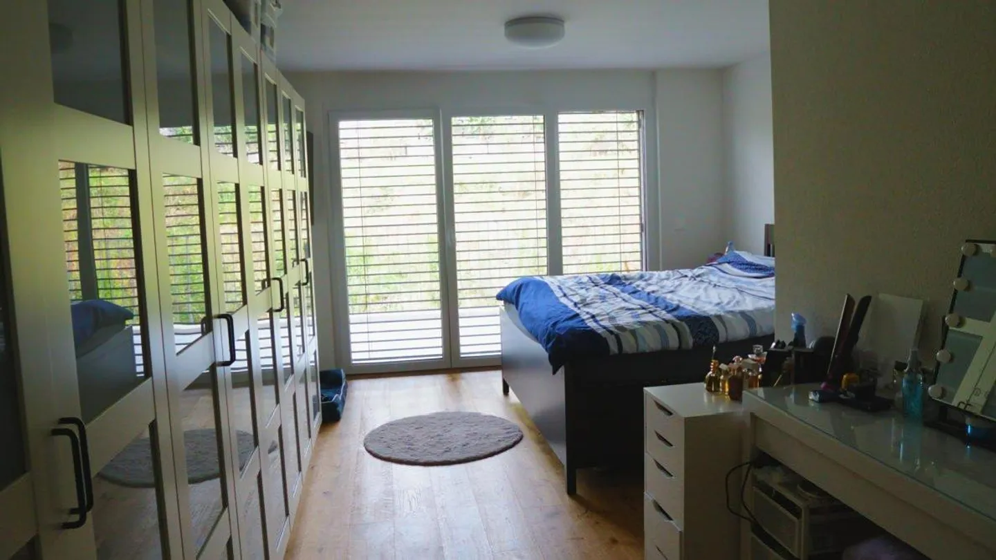 Modern 4.5-room apartment - Photo 3 of 5