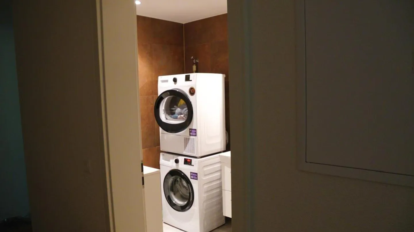 Modern 4.5-room apartment - Photo 4 of 5