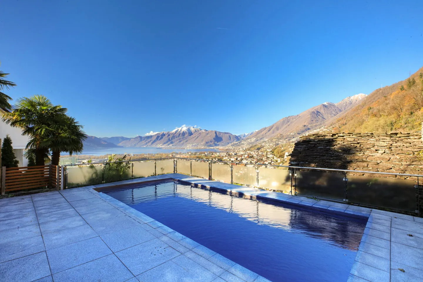 GORDOLA - Interesting apartment with private pool - Photo 17 of 19