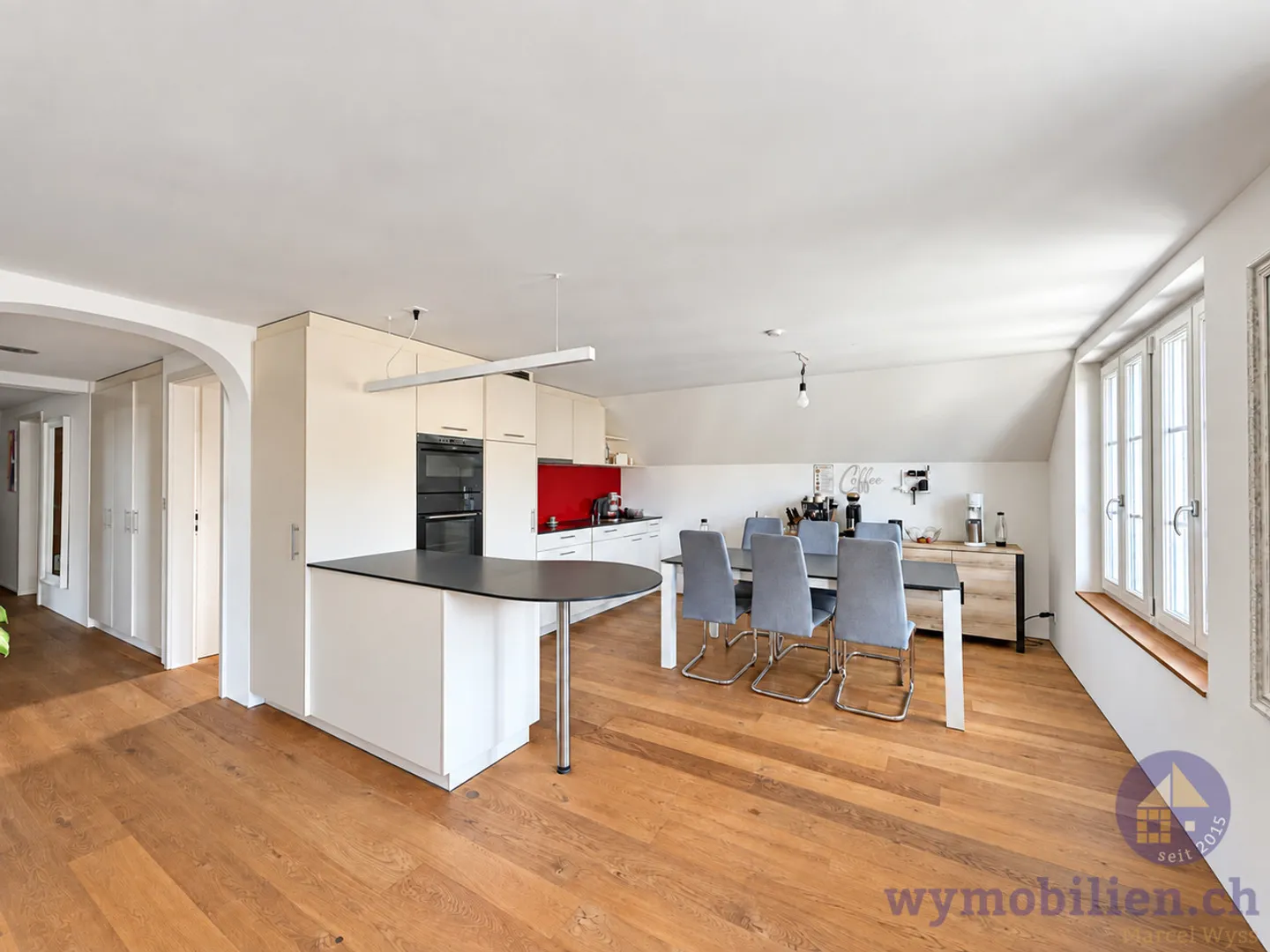 Modern Apartment in Central Langnau - Photo 2 of 6