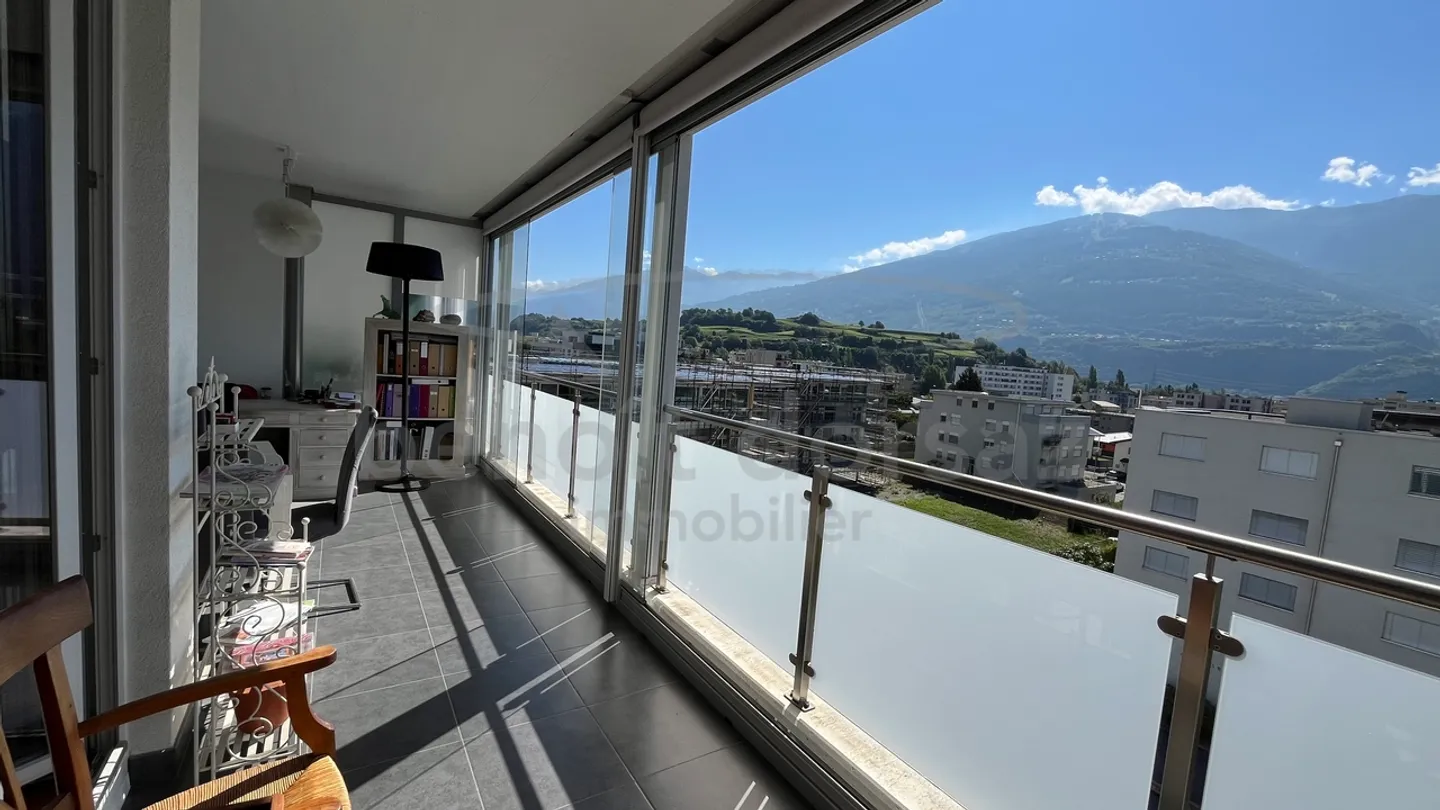 Superbo appartamento recente di 2,5 locali - ultimo piano - Foto 4 di 9