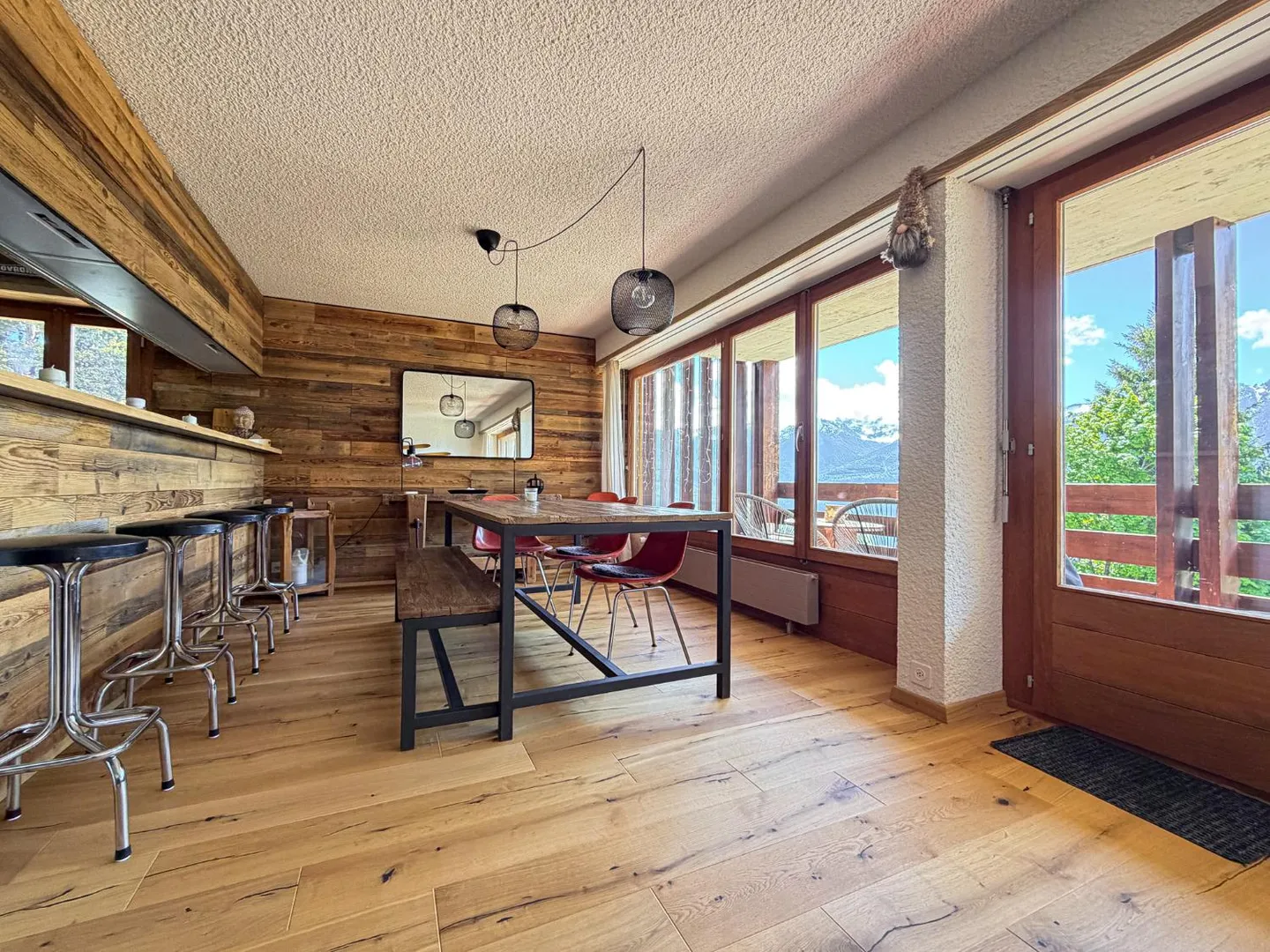 Very nice 4.5-room apartment in Ovronnaz/VS completely renovated - Photo 1 of 15