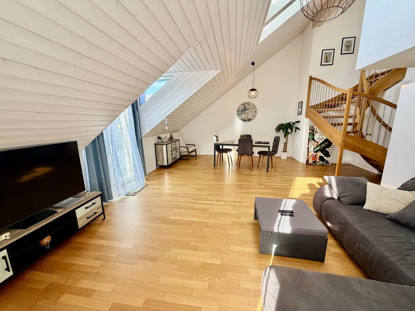 Vivere su due livelli - maisonette elegante di 4,5 stanze - Foto 2 di 11