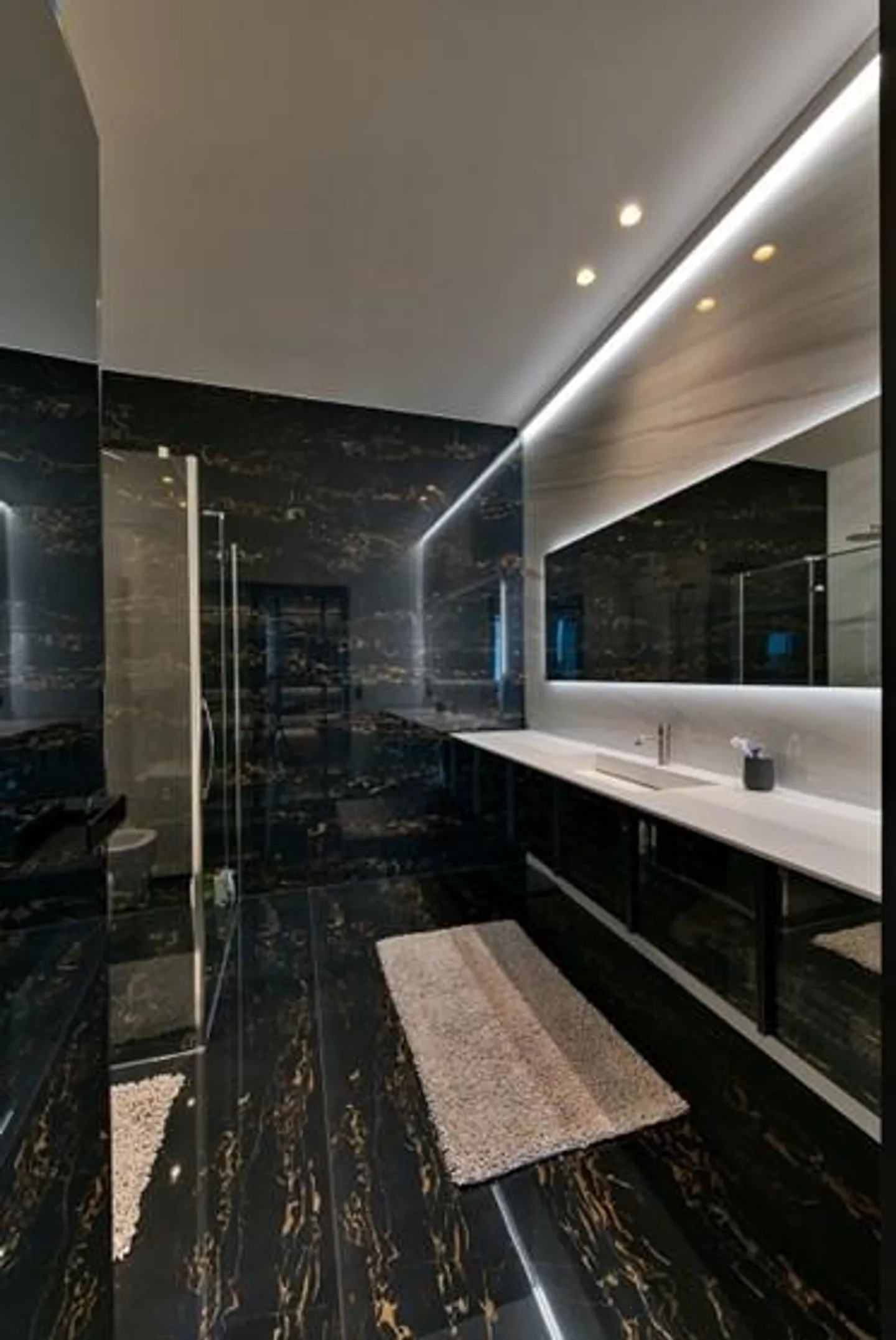 Attico di Lusso con Vista Lago - Foto 11 di 16