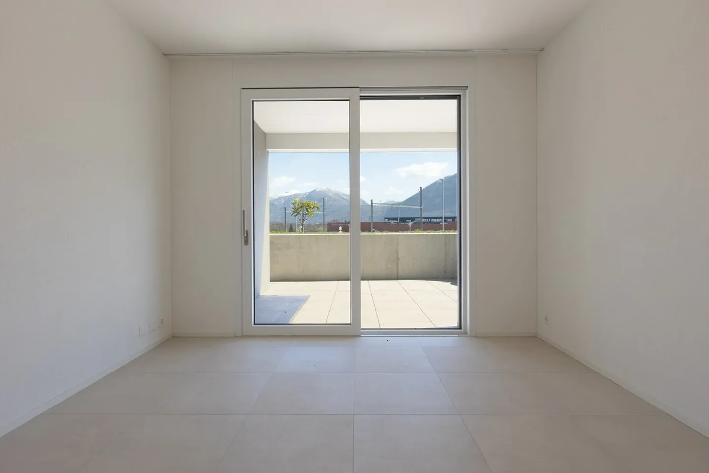 Elegant Apartment at Residenza Hedera - Photo 7 of 11