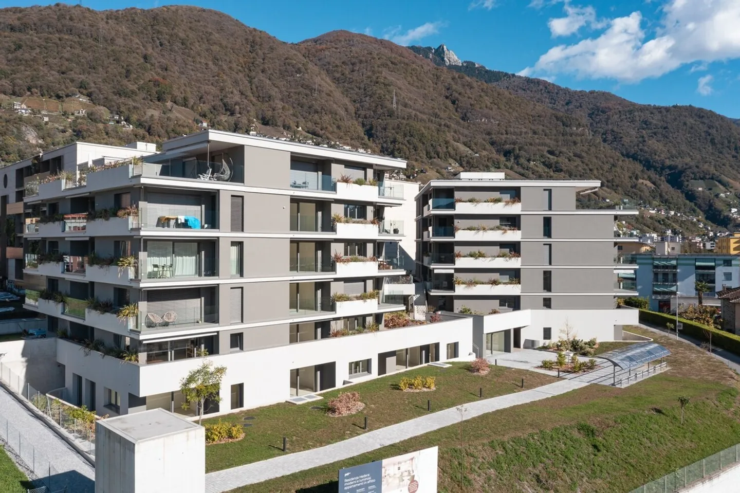 Elegant Apartment at Residenza Hedera - Photo 11 of 11