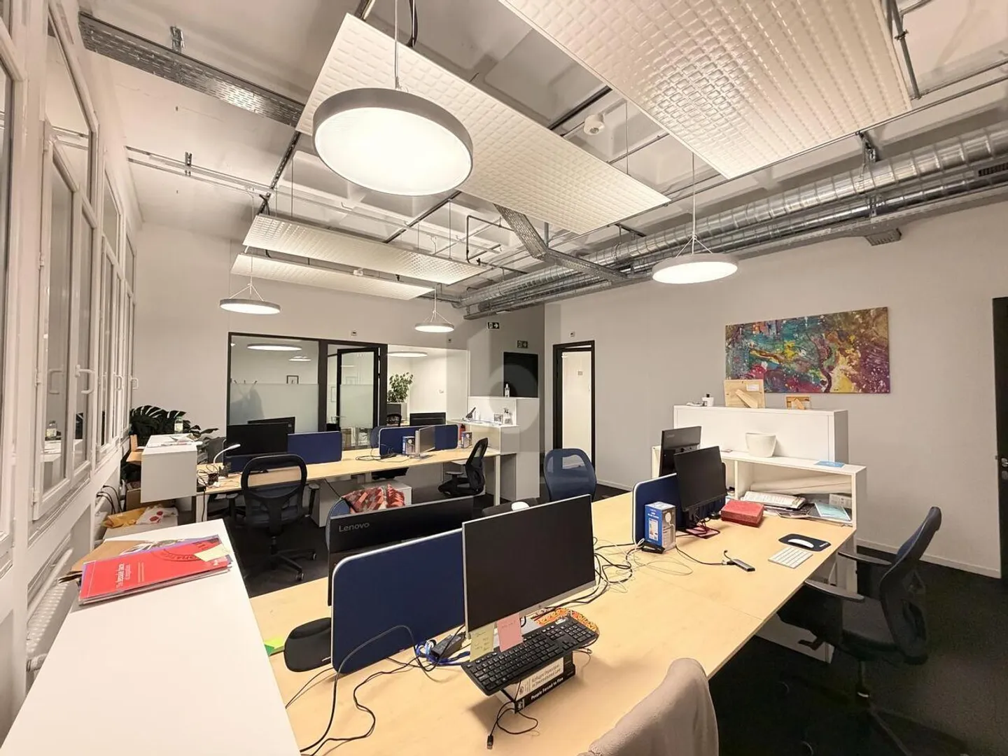 INDEPENDENT, QUIET & CENTRAL - Photo 3 of 6