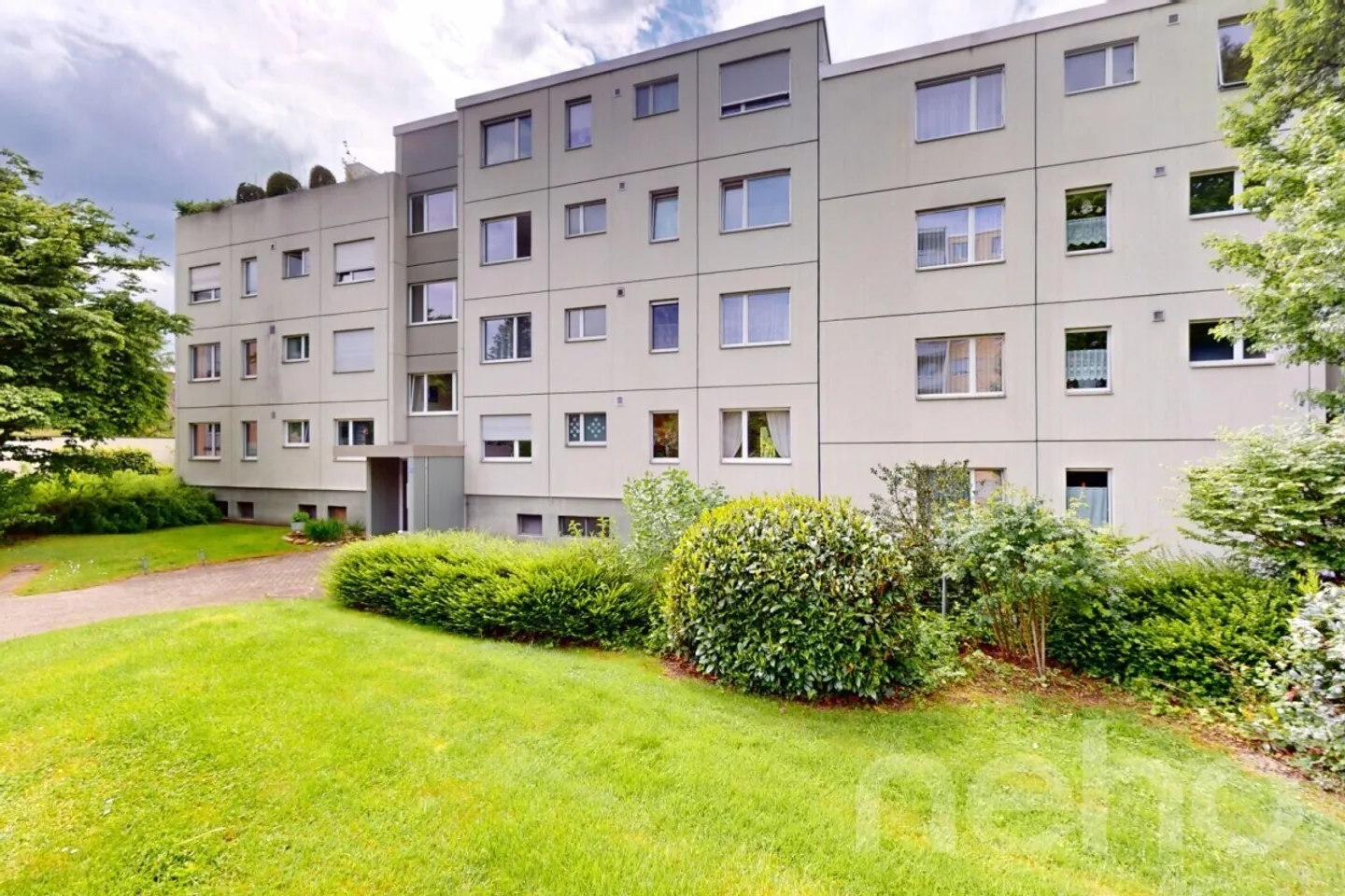 Appartamento attraente in un bellissimo quartiere molto verde - Foto 3 di 13