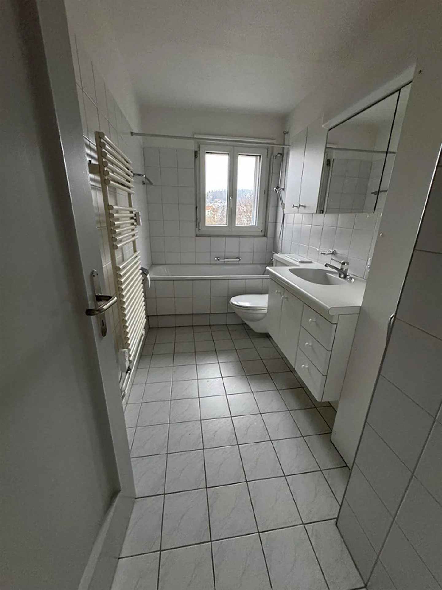 Helle 2,5-Zimmer-Wohnung - Foto 3 von 6