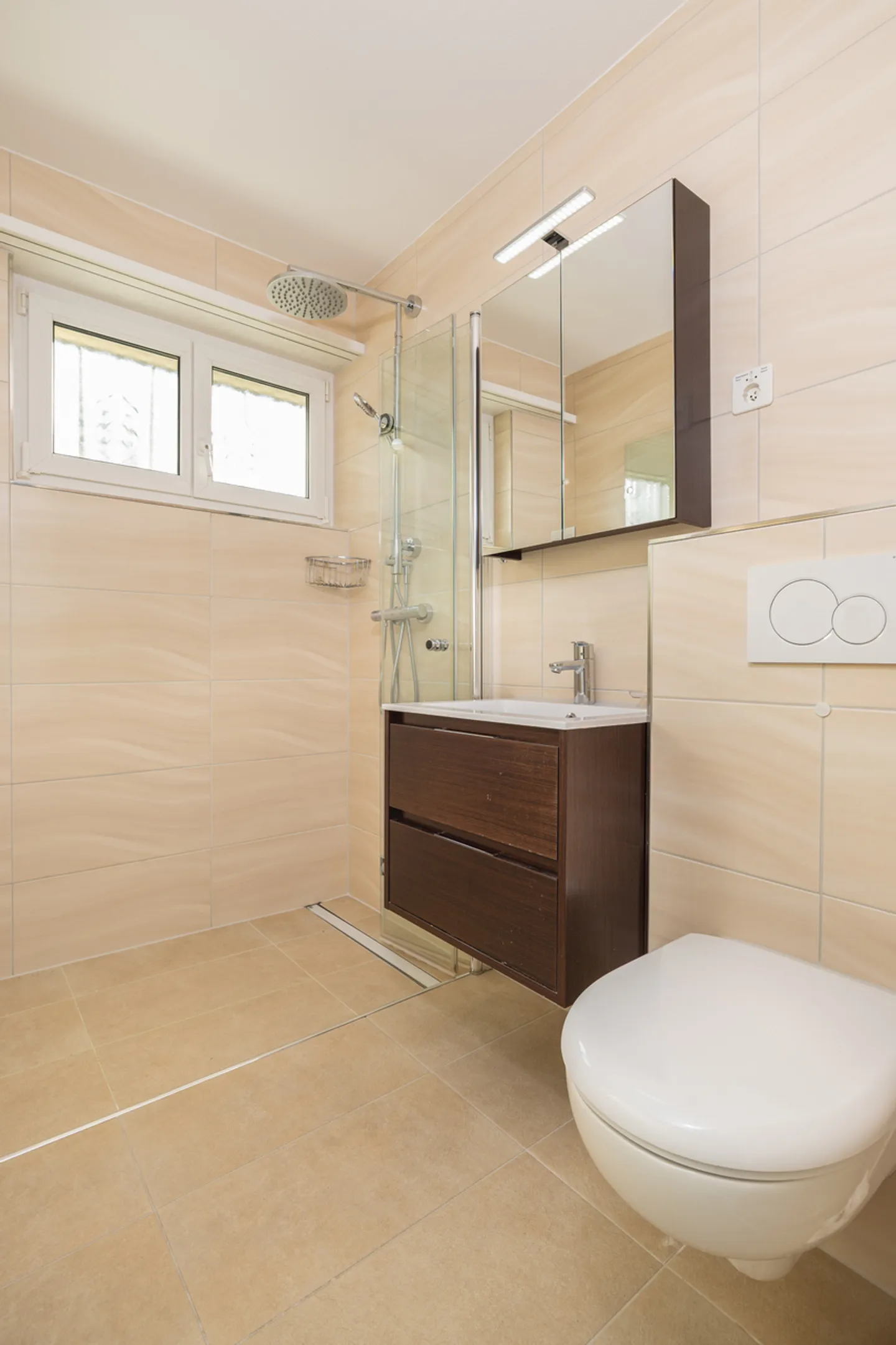 Una casa ben tenuta con potenziale - Foto 7 di 12