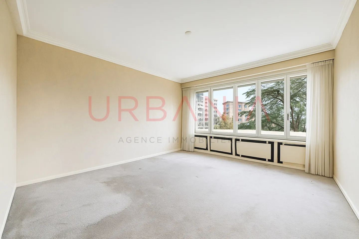 Grande appartamento da ristrutturare nel cuore di Florissant - Foto 7 di 9