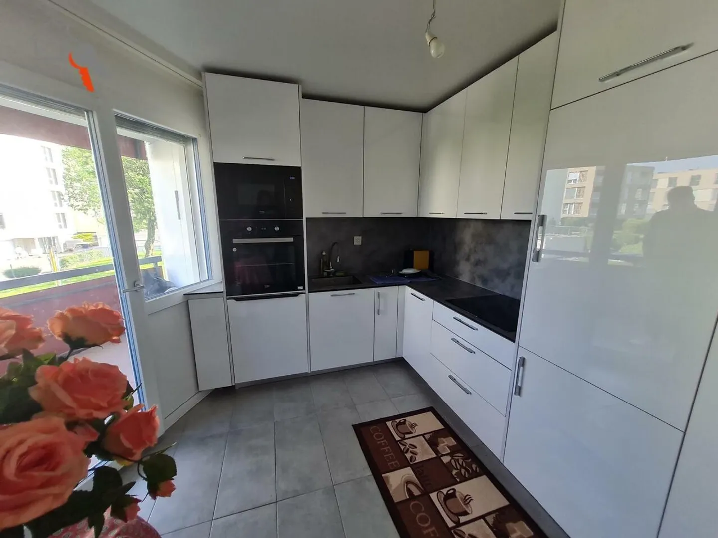 Appartement lumineux entre ville et campagne - Photo 2 sur 4