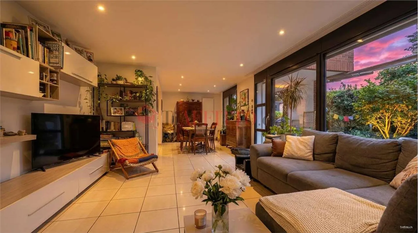 MERVEILLE À PORZA DE 5 PIÈCES - Photo 7 sur 13