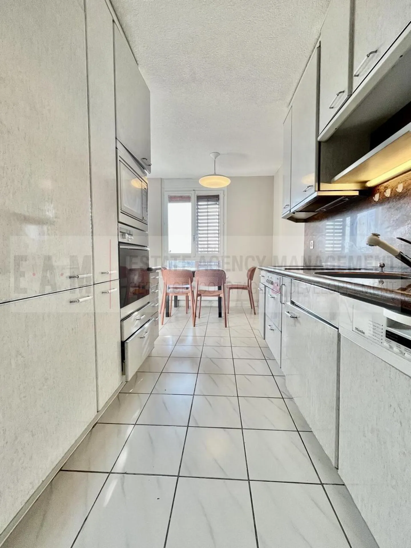 Cologny: charming 5P apartment - Photo 6 of 9