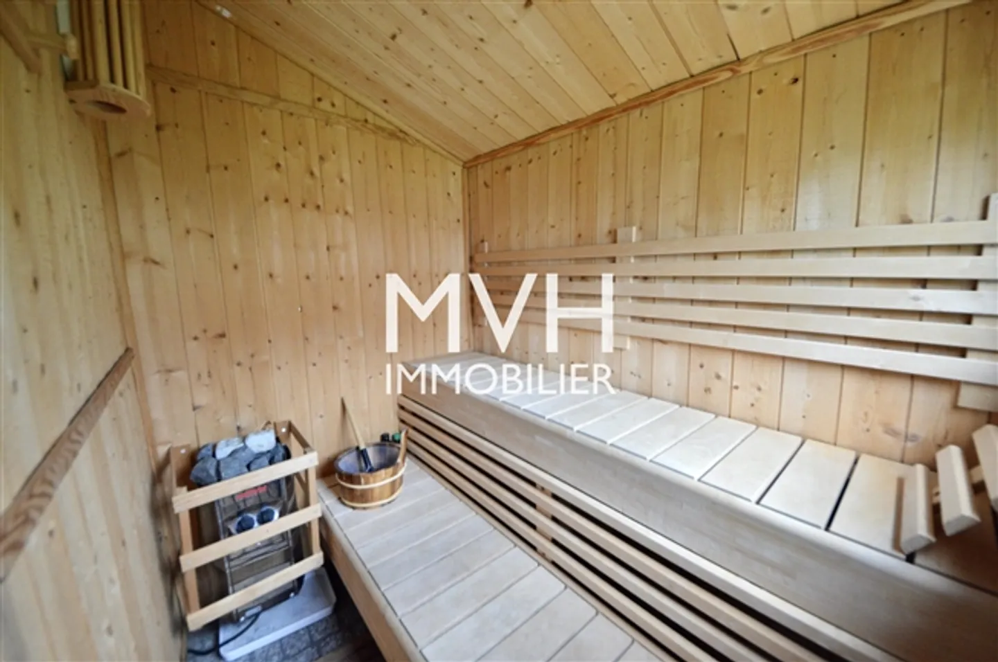 Furnished House 5.5 Rooms Near Carouge - Photo 9 of 10