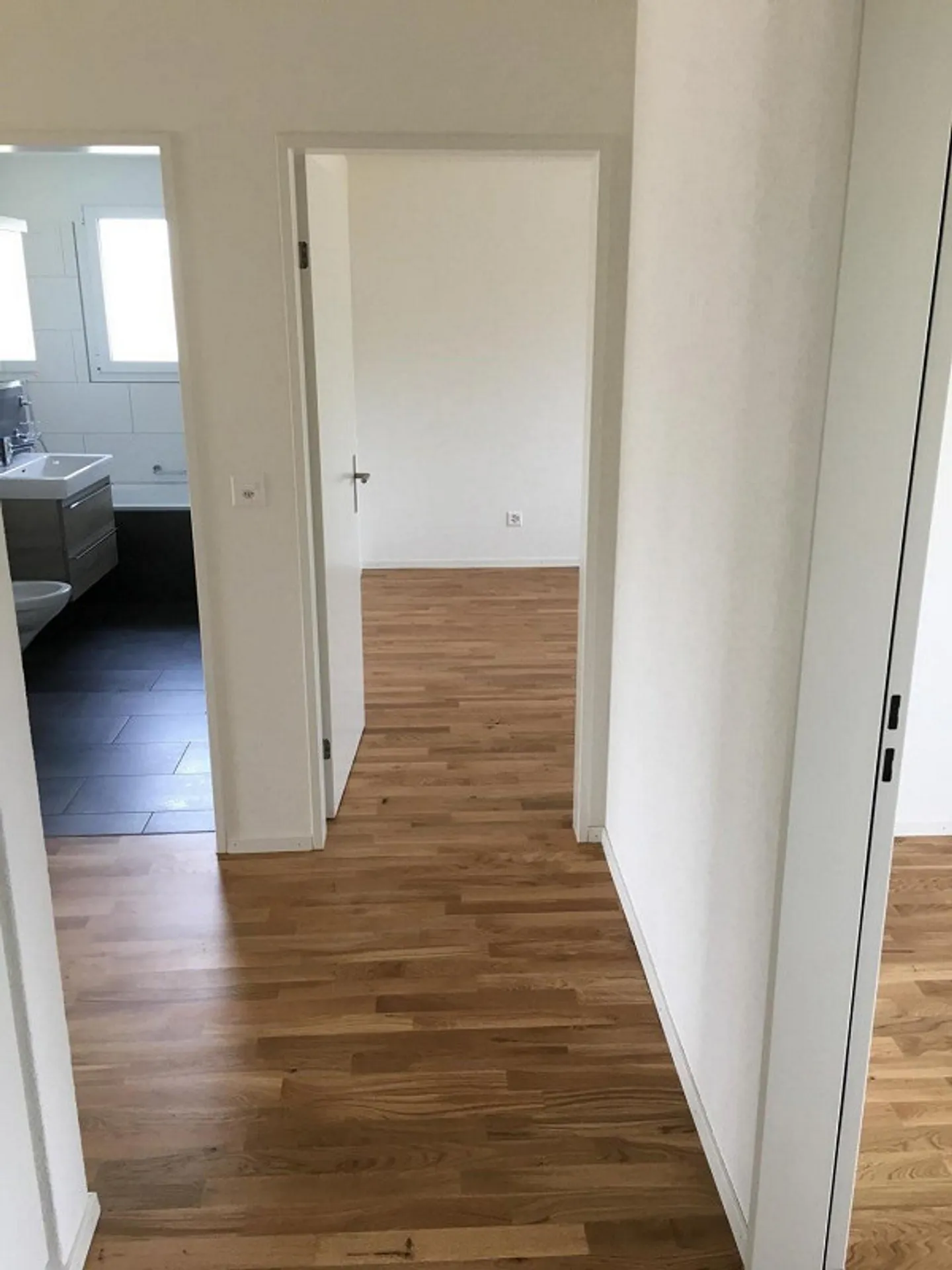 «3½-Zimmerwohnung die Ihren Erwartungen gerecht wird !» - Foto 2 von 9