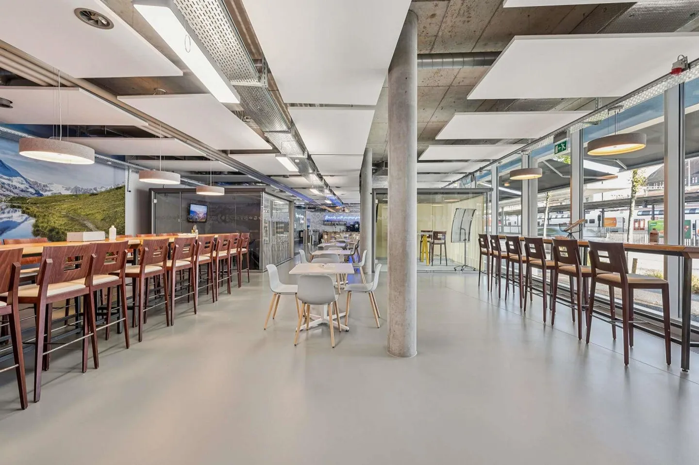 Top developed office/commercial spaces directly at Schaffhausen train station - Photo 6 of 19