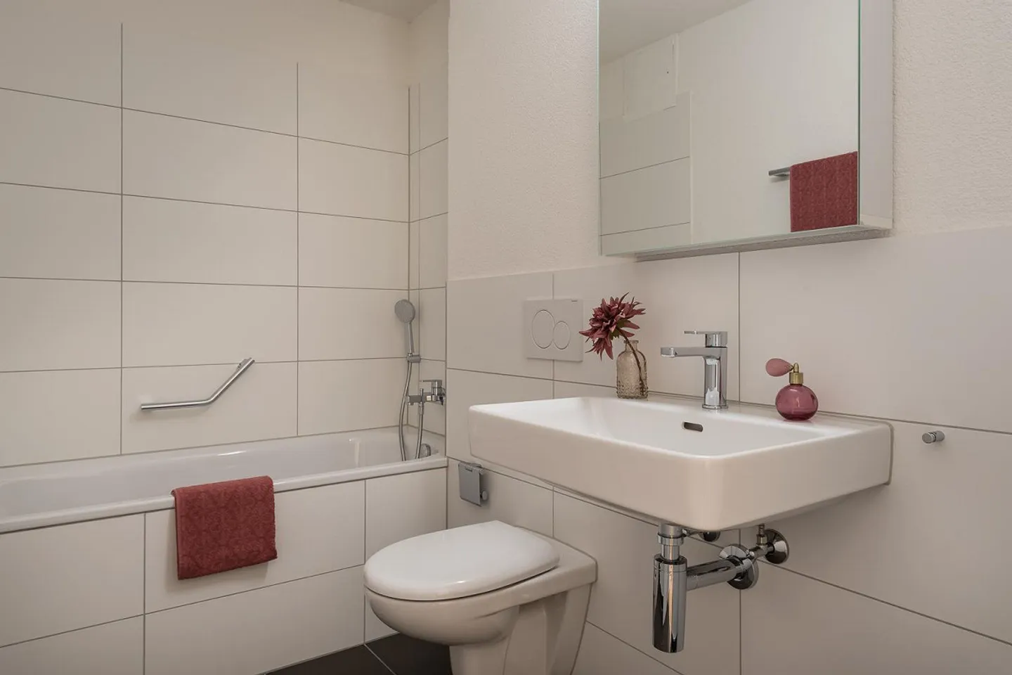 Belle appartement de 4,5 pièces à louer à Schaffhouse - Photo 3 sur 9