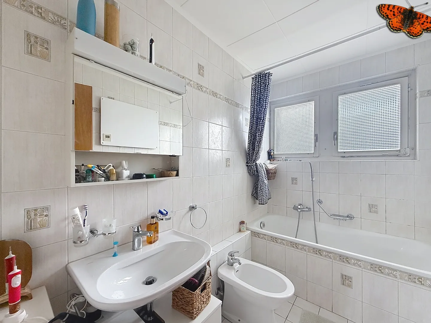 VILLA DI 5 CAMERE - In una zona tranquilla! - Foto 10 di 12