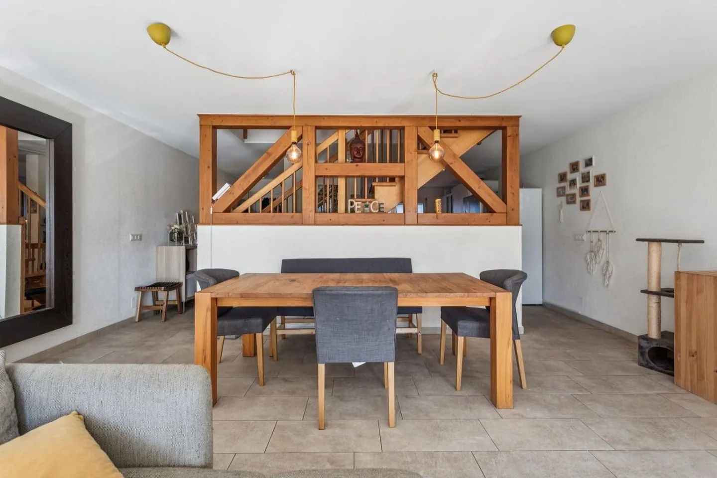 Spaziosa casa familiare di 6,5 stanze a Estavayer - Foto 1 di 10