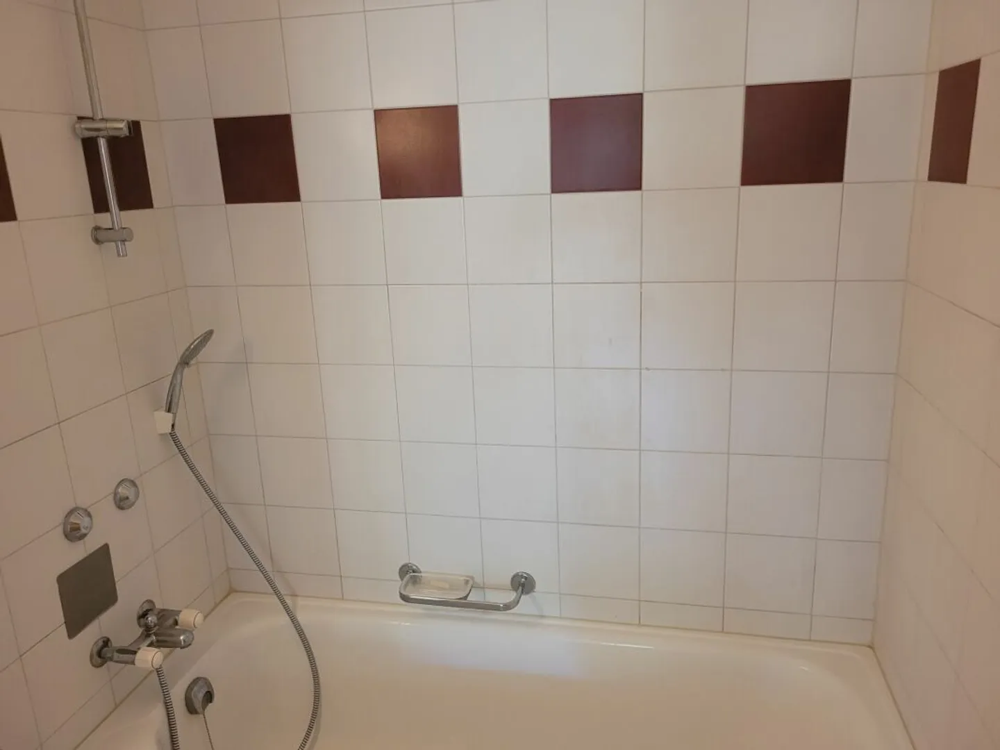 Chemin des Carabiniers 1, 4.5 locali al 3° Sud - Foto 7 di 8