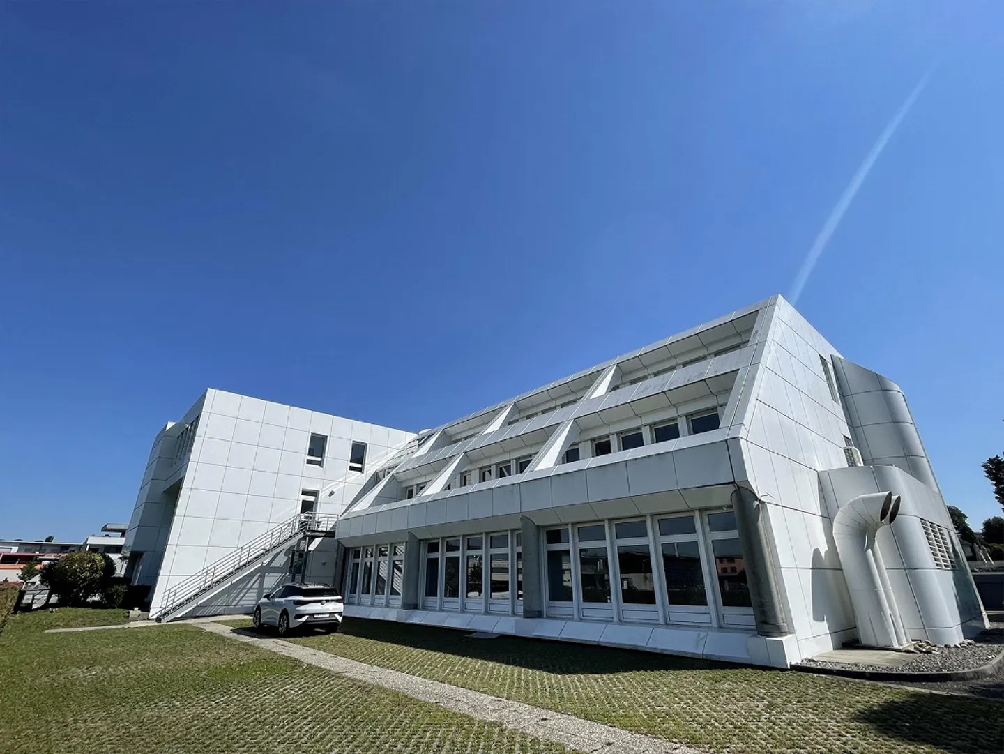 Repräsentativer Geschäftssitz mit exzellenter Anbindung in Sempach-... - Foto 3 von 11