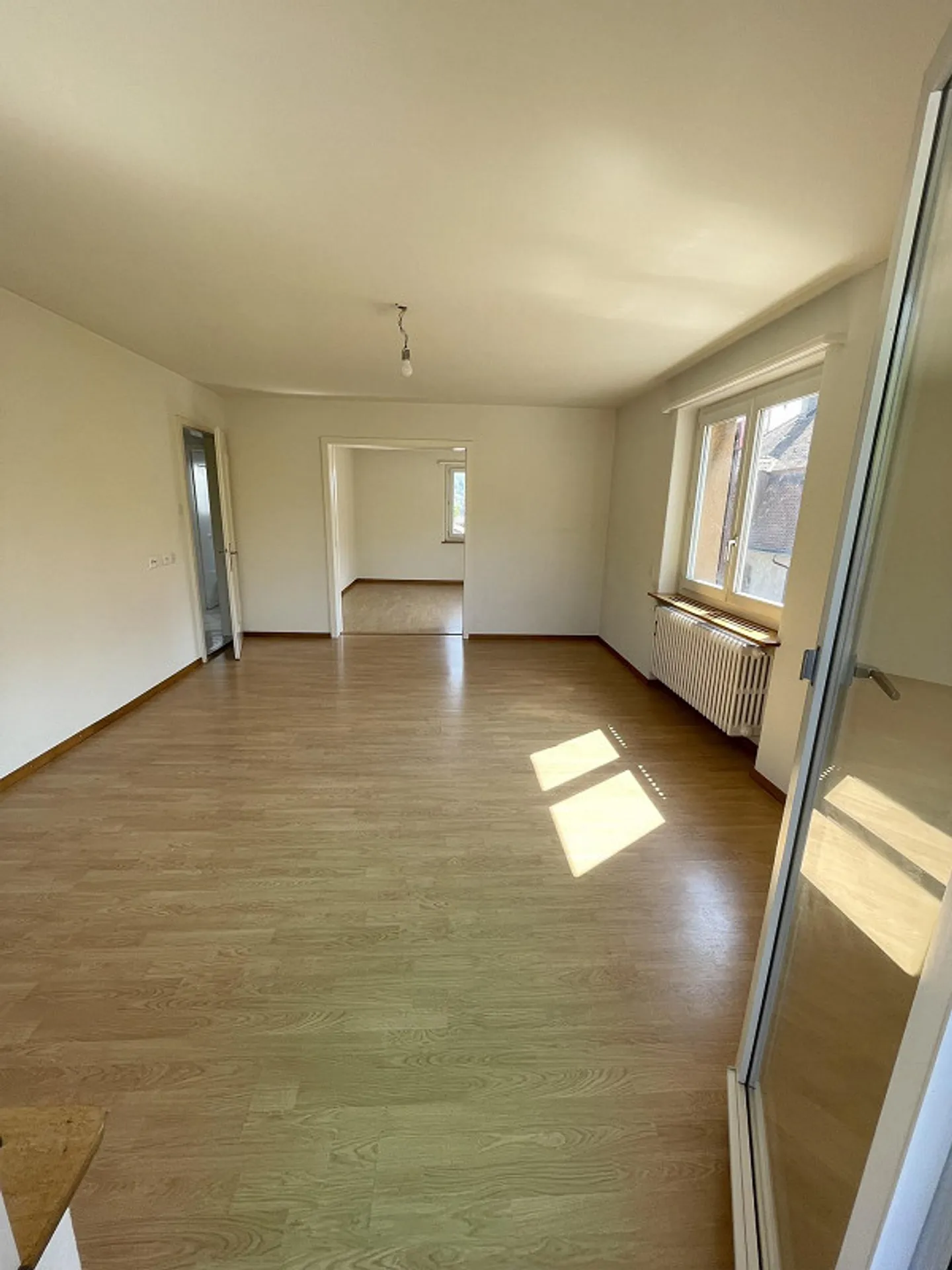 Appartement pratique près de la ville - Photo 1 sur 5