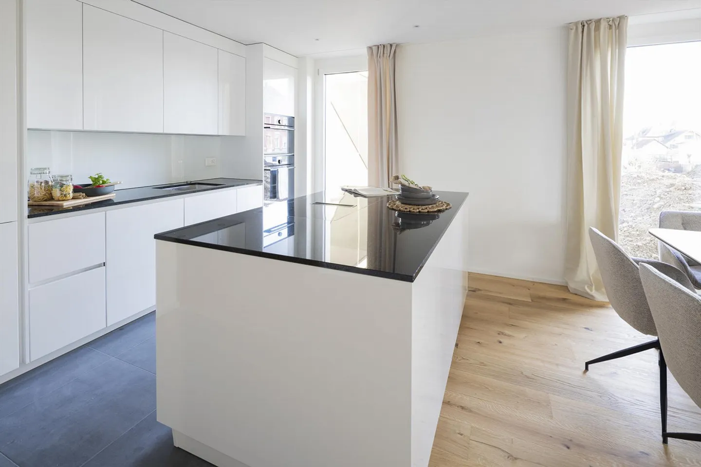 Last New Apartments: Central with Large Garden Terrace - Photo 3 of 12