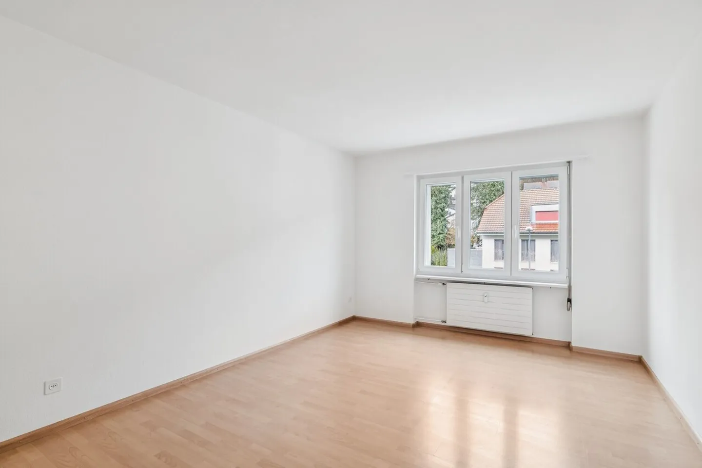 Modern Apartment in Nature - Photo 3 of 8