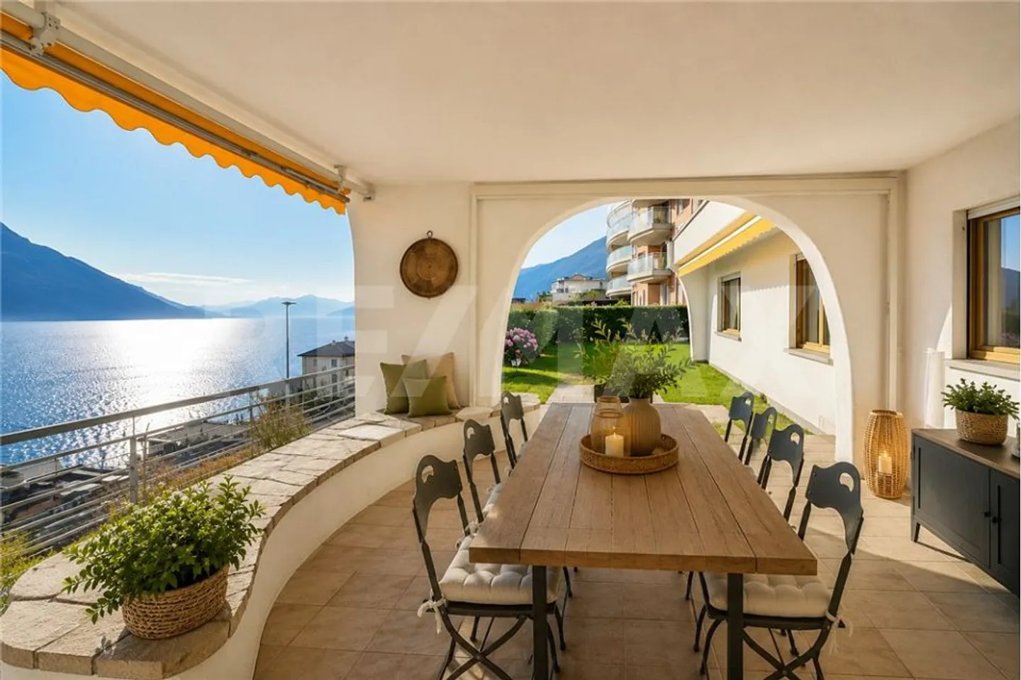 Magnifique appartement de 4.5 pièces avec jardin et vue sur le lac - Photo 3 sur 4