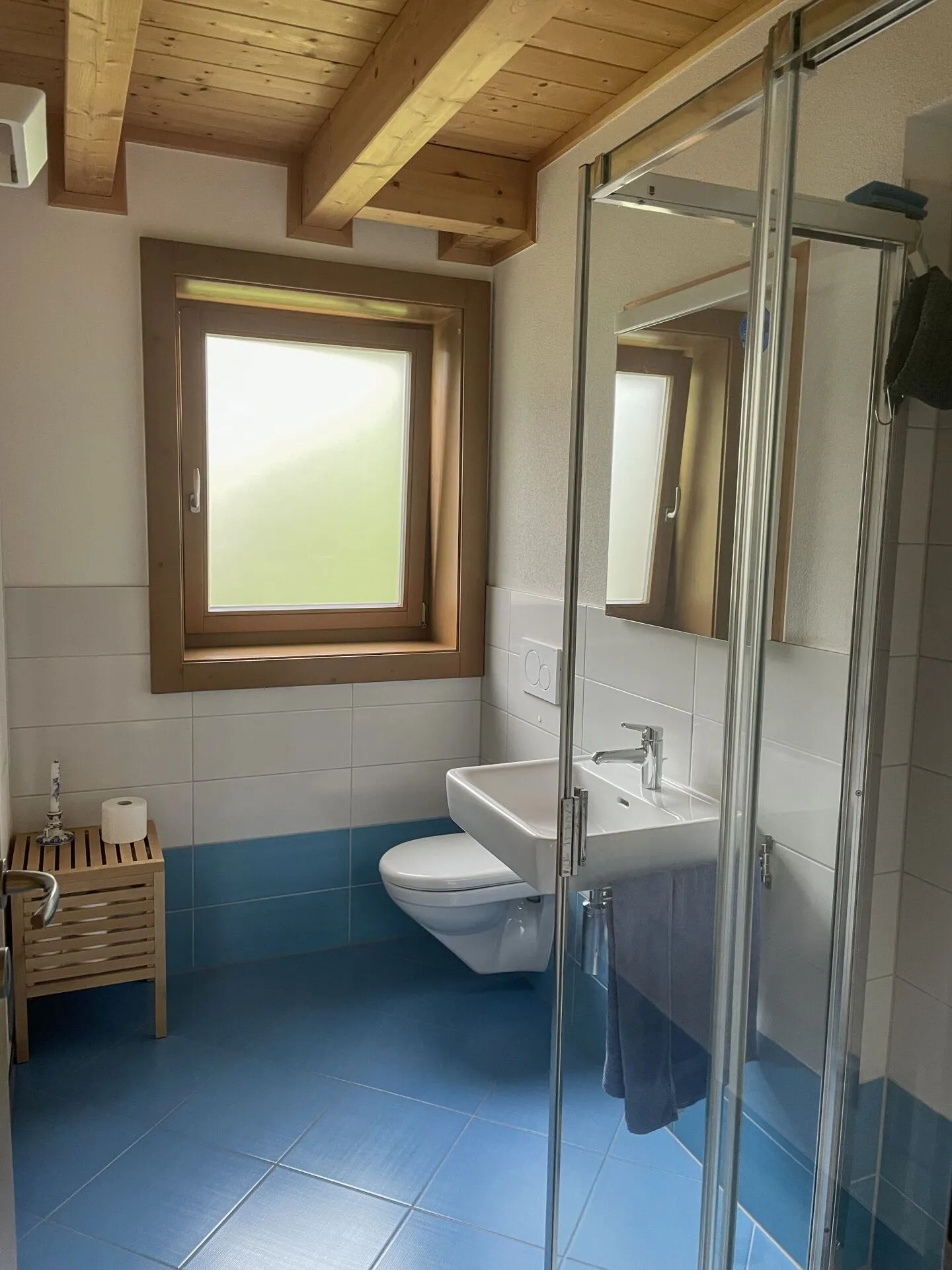 Wunderschönes Chalet mit unverbauter Aussicht auf die Berge - Foto 14 von 21