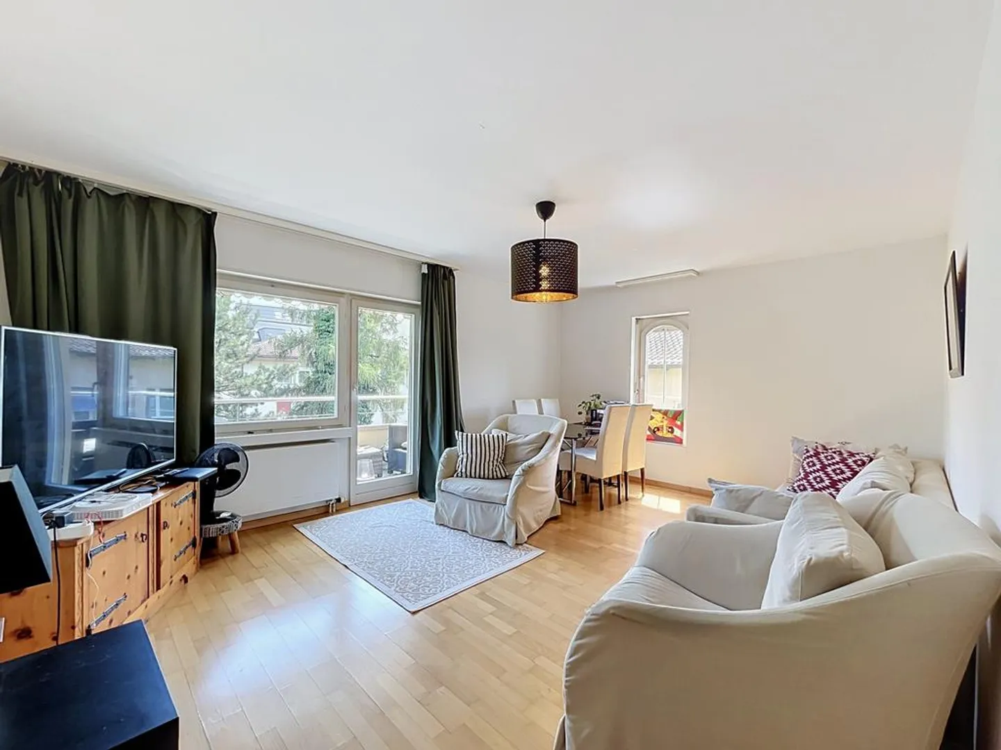 Appartement lumineux et spacieux de 4 pièces à 8700 Küsnacht - Photo 2 sur 8