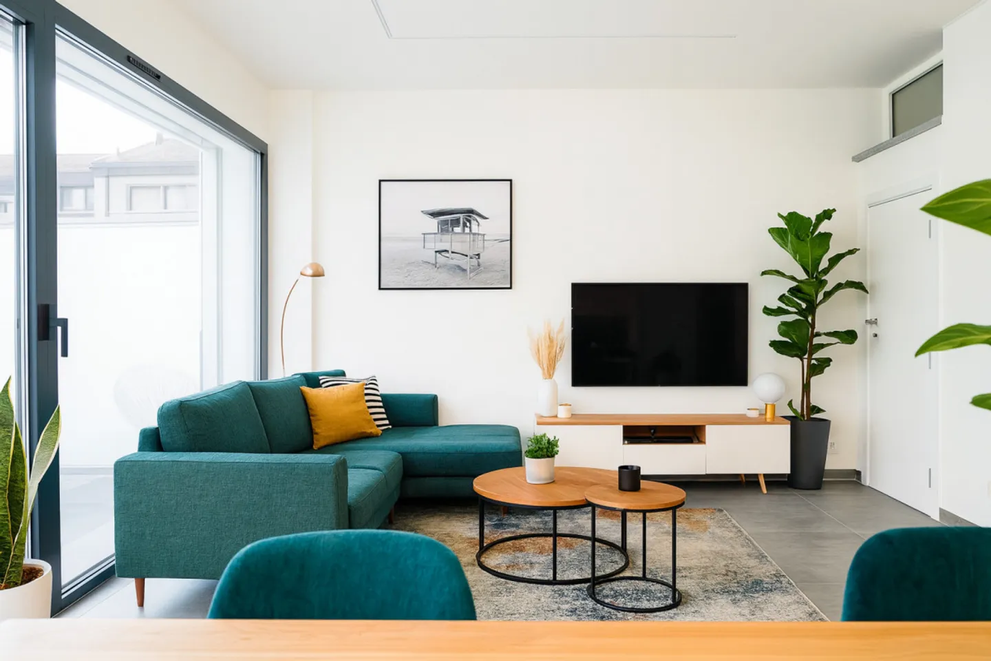 Wunderschöne zeitgenössische und Reihenhausvilla! - Foto 3 von 9