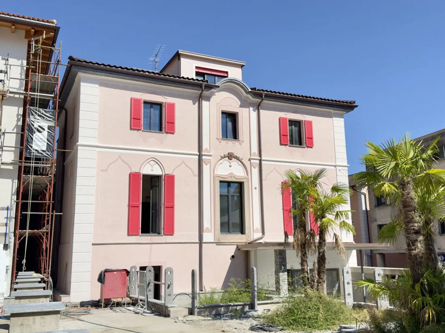 Res. Camelia: appartamento in ristrutturazione di 2½ locali al primo piano | 2½- Zimmer-Wohnung in Renovierung am 1. Stock - Foto 1 di 5