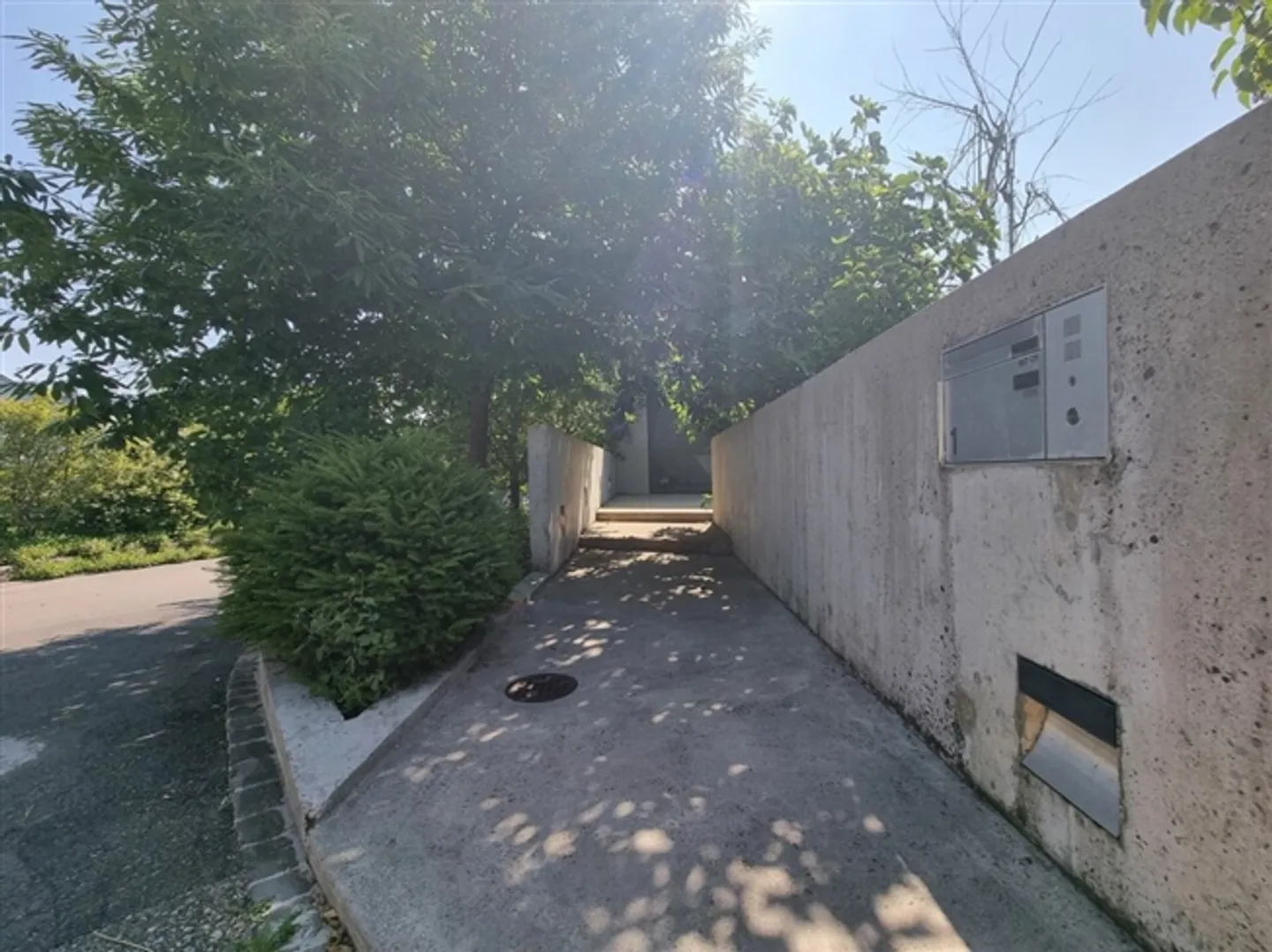 «Top moderne Architekten-Villa mit Pool!» - Foto 17 von 20