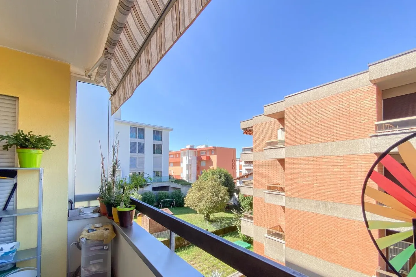 Appartamento ristrutturato di 4,5 locali in zona residenziale - Foto 1 di 18