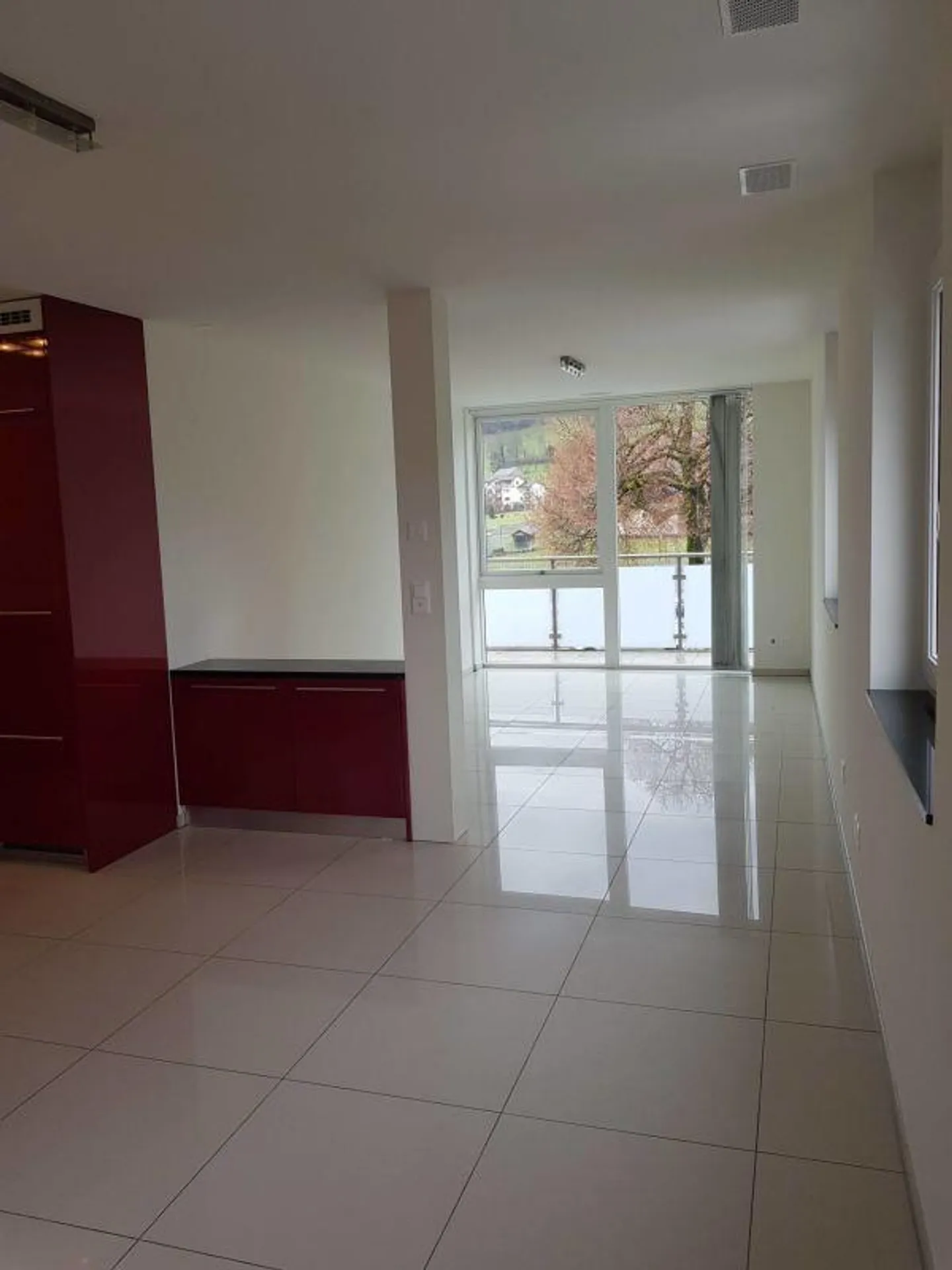 Moderne 3.5-Zimmerwohnung mitten in Dagmersellen! - Foto 4 von 12