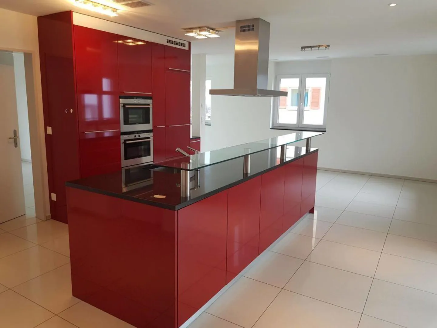 Moderne 3.5-Zimmerwohnung mitten in Dagmersellen! - Foto 2 von 12