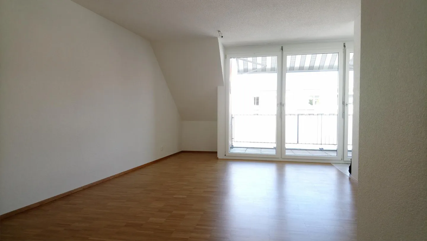 3.5 Room Apartment Bleicherstrasse 14 - Photo 4 of 9