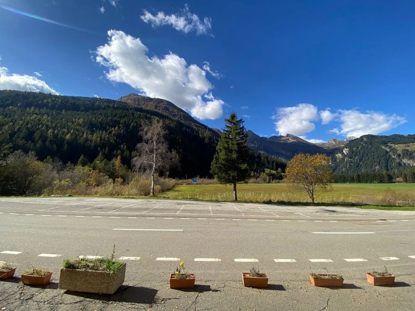 Create Your Dream Restaurant or Bed & Breakfast in the Swiss Alps - Photo 3 of 4