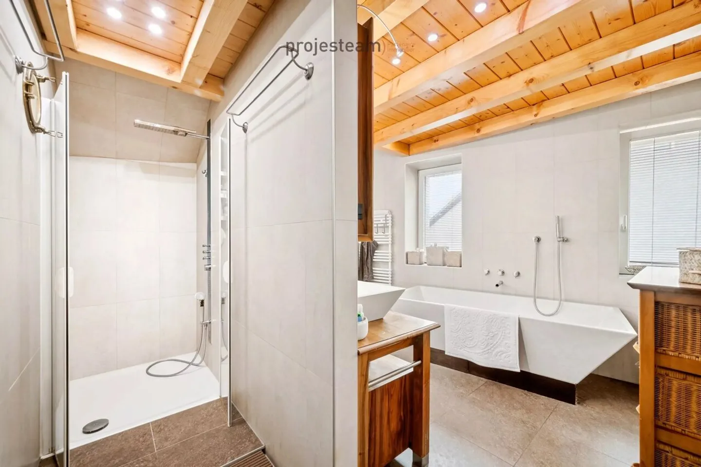 Charmantes Triplex in Renoviertem Bauernhof - Foto 12 von 13