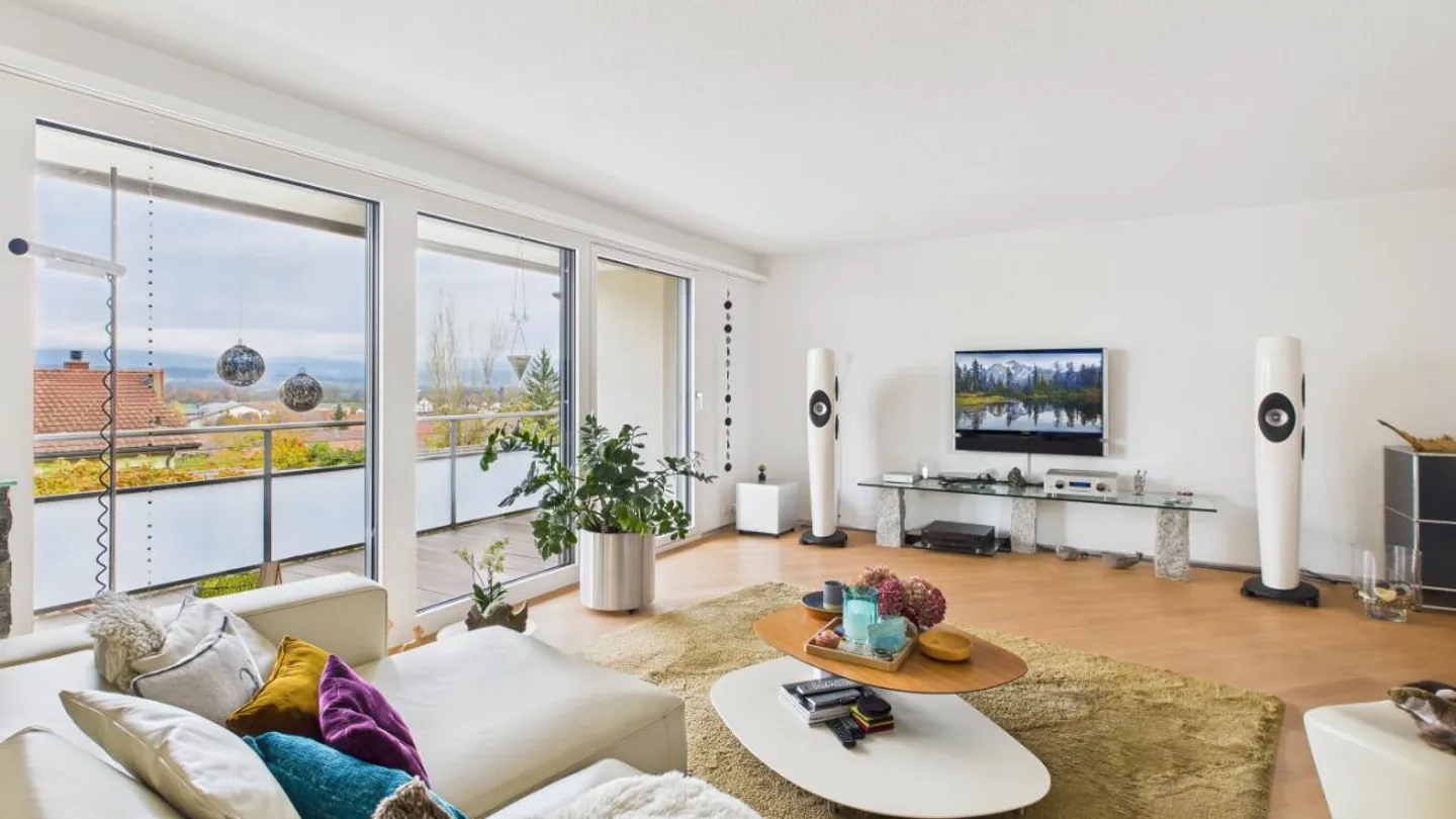 «Beaucoup d'espace, d'intimité et de vue – Votre nouveau chez-vous à Bargen» - Photo 2 sur 7