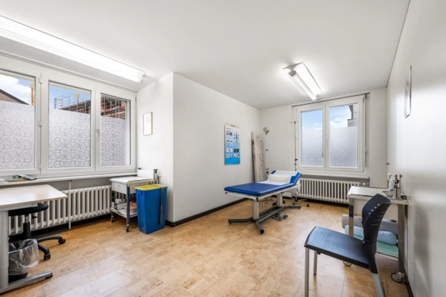 Office space for rent - Photo 1 of 5