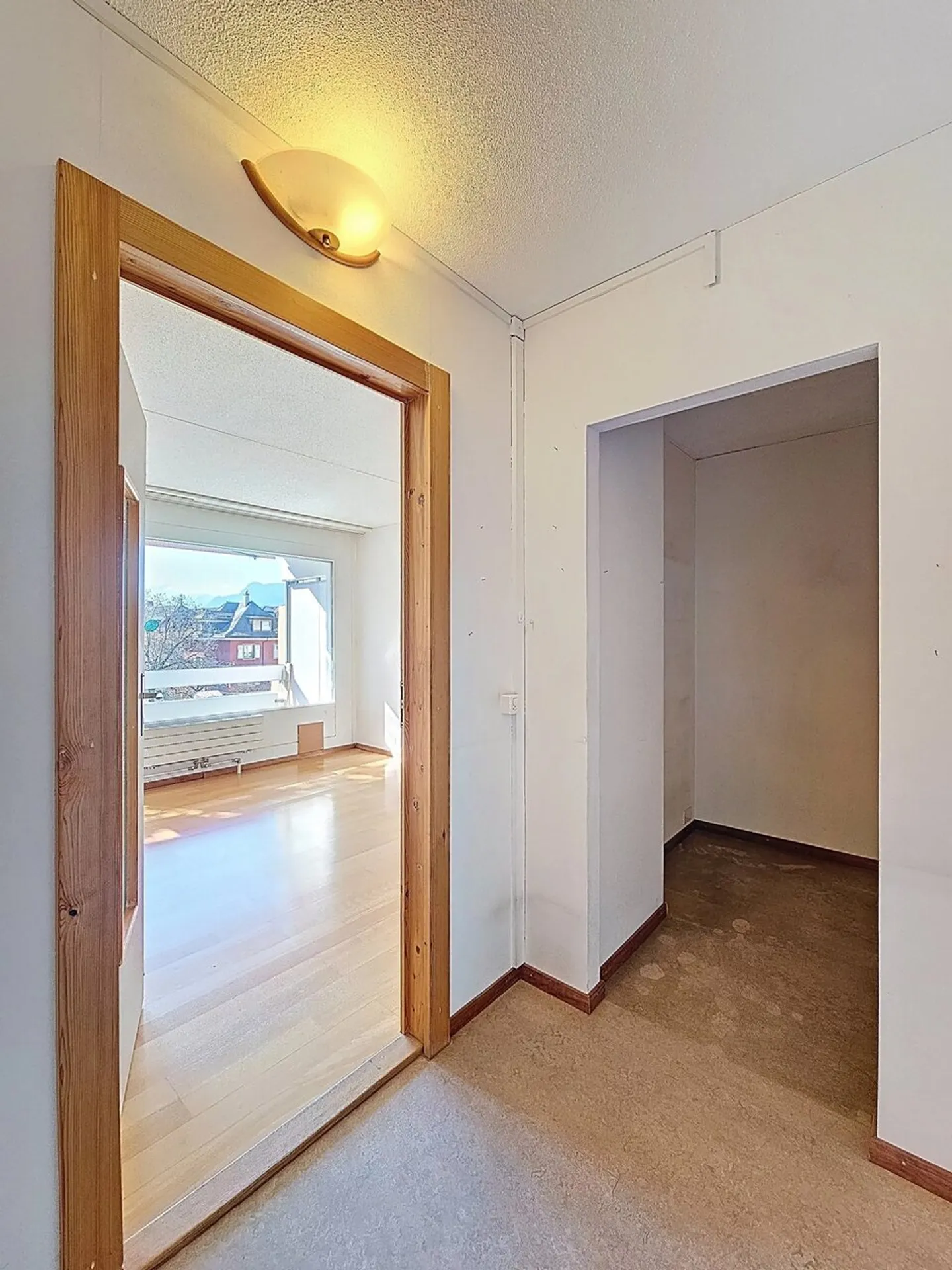 Appartement Charmant avec Vue - Photo 7 sur 11